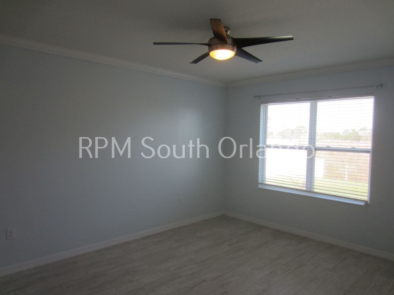 1679 Bay Breeze Dr - Photo 6 of 17