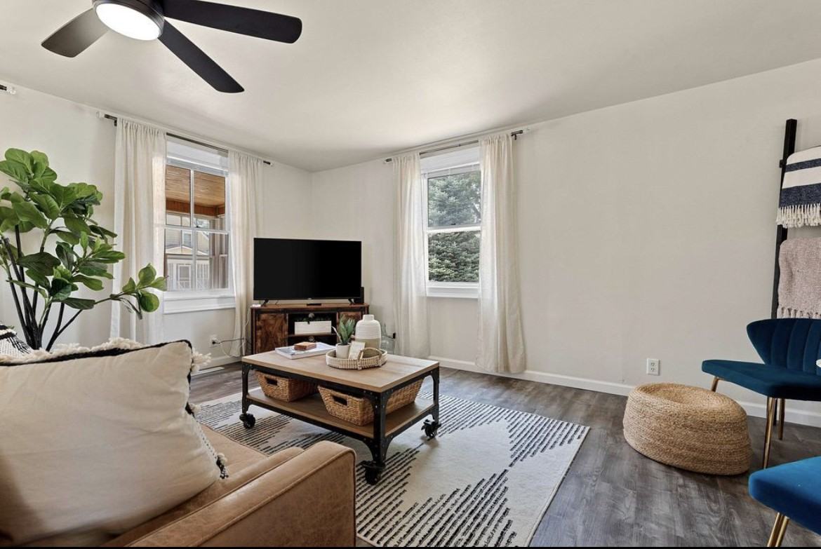 532 W 5th Ave #1 - Photo 5 of 44