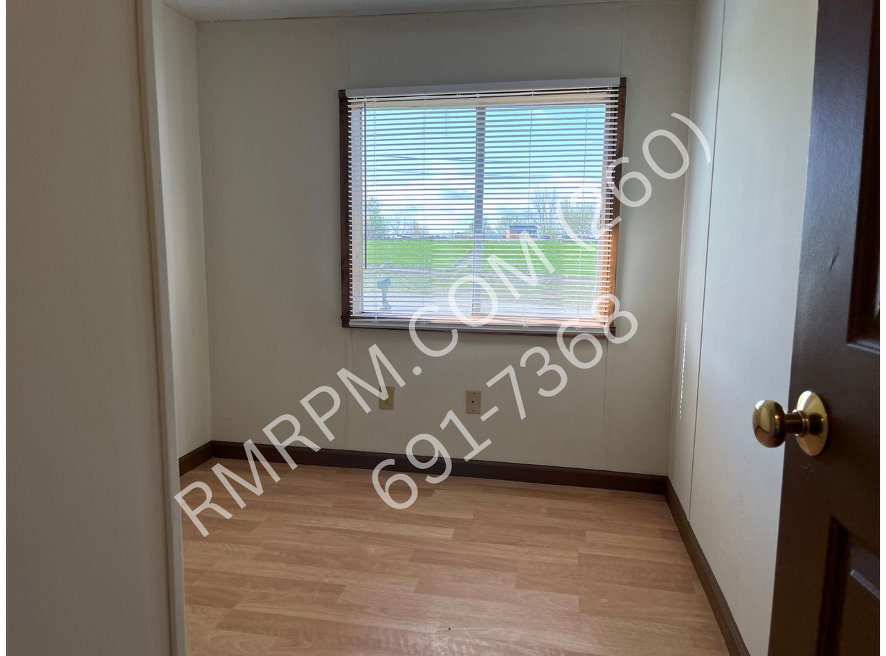 2065 East Lakeside Drive #1 - Photo 3 of 25