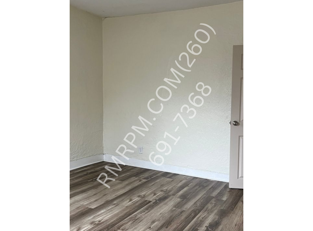 1 North Lafontaine Street #2 - Photo 5 of 12