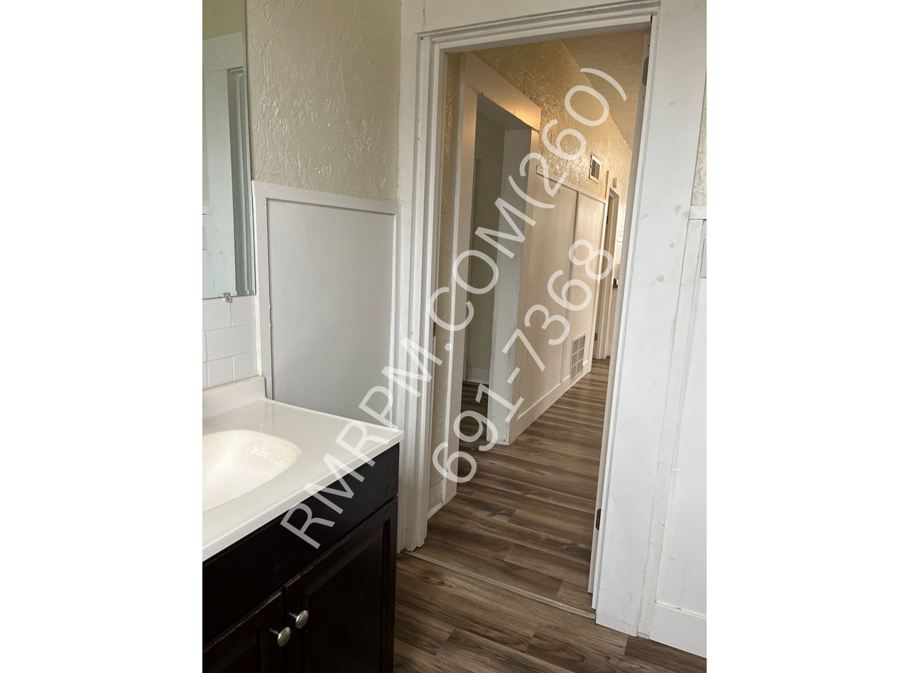 1 North Lafontaine Street #2 - Photo 7 of 12