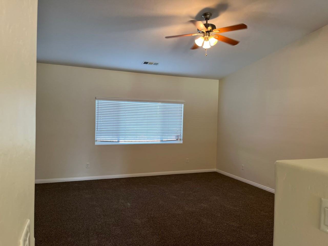 4922 Vista Del Mar Ave - Photo 4 of 9