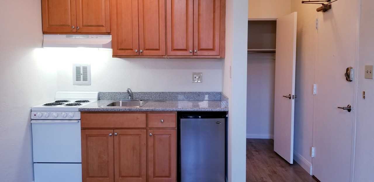 Broadwell, LLC (Sac) - Photo 3 of 14