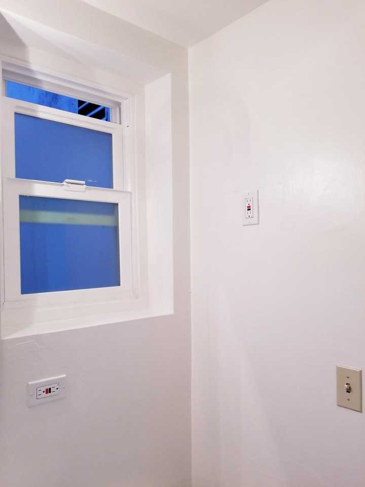 Broadwell, LLC (Sac) - Photo 5 of 14