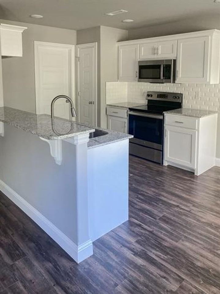 505 E Wire Ridge Dr - Photo 7 of 20