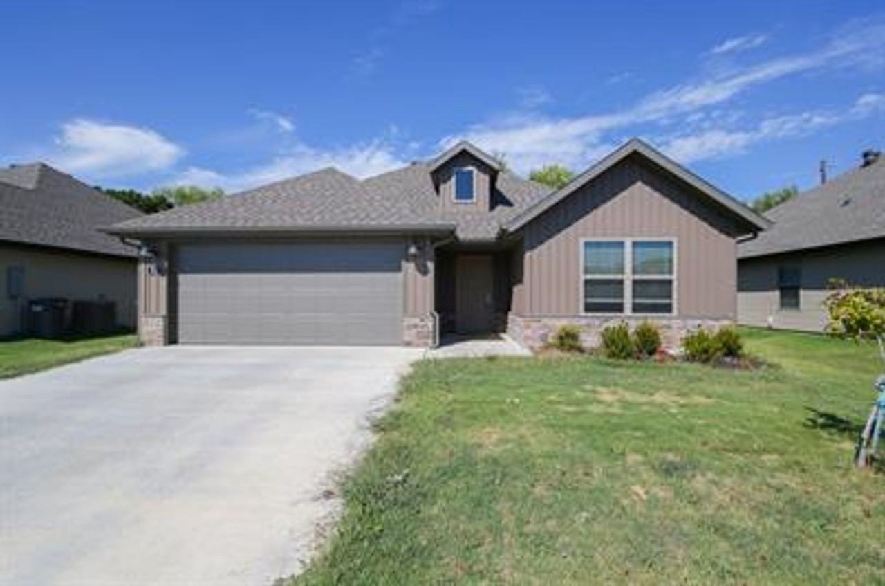 505 E Wire Ridge Dr - Photo 2 of 20