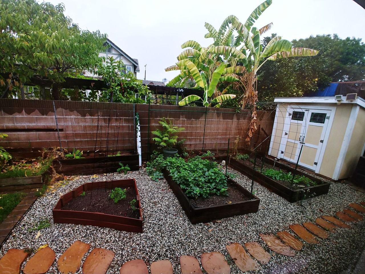 10021 La Rosa Dr - Photo 3 of 25