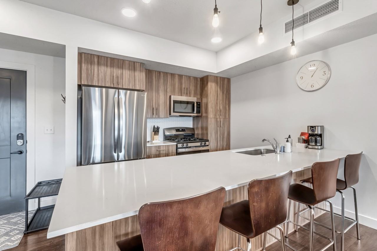 6523 Serviceberry Dr - Photo 5 of 24