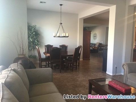 3712 E Robin Ln - Photo 3 of 13