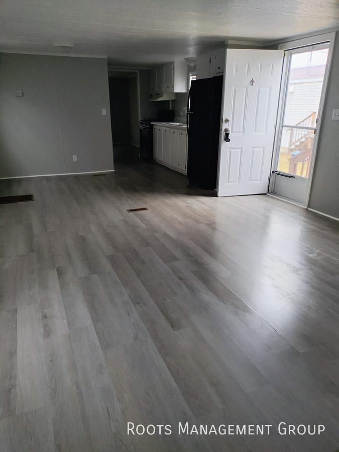 903 W Mactavish Rd - Photo 3 of 6
