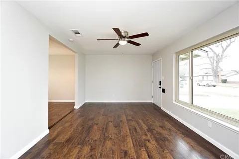 1931 S Woodrow Ave #NA - Photo 3 of 19