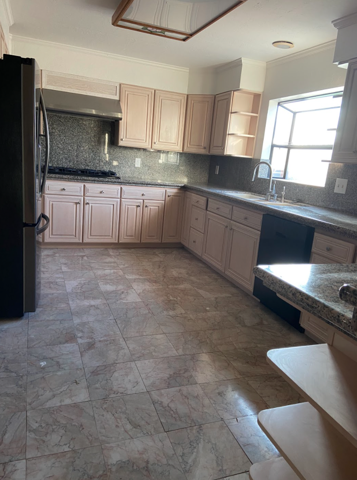 3471 Longview Dr #NA - Photo 2 of 5