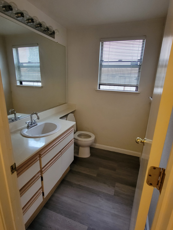 5116 Lady Di Way - Photo 7 of 23