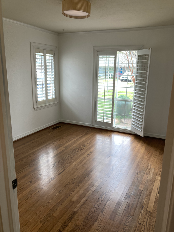 6249 Ravendale Ln - Photo 3 of 16