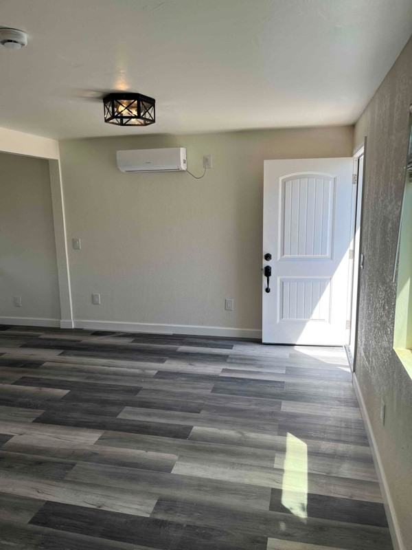 612 Civic Center Dr #612 - Photo 4 of 10