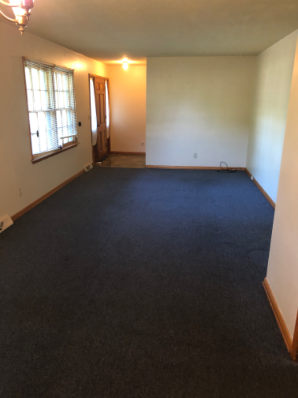 704 Buffalo Rd - Photo 2 of 11