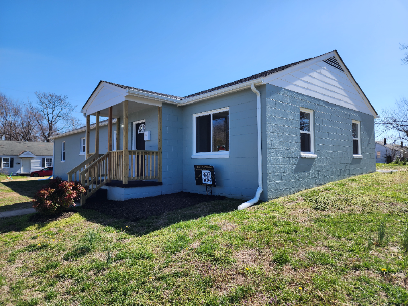 42 N Burch St #1 - Photo 2 of 24