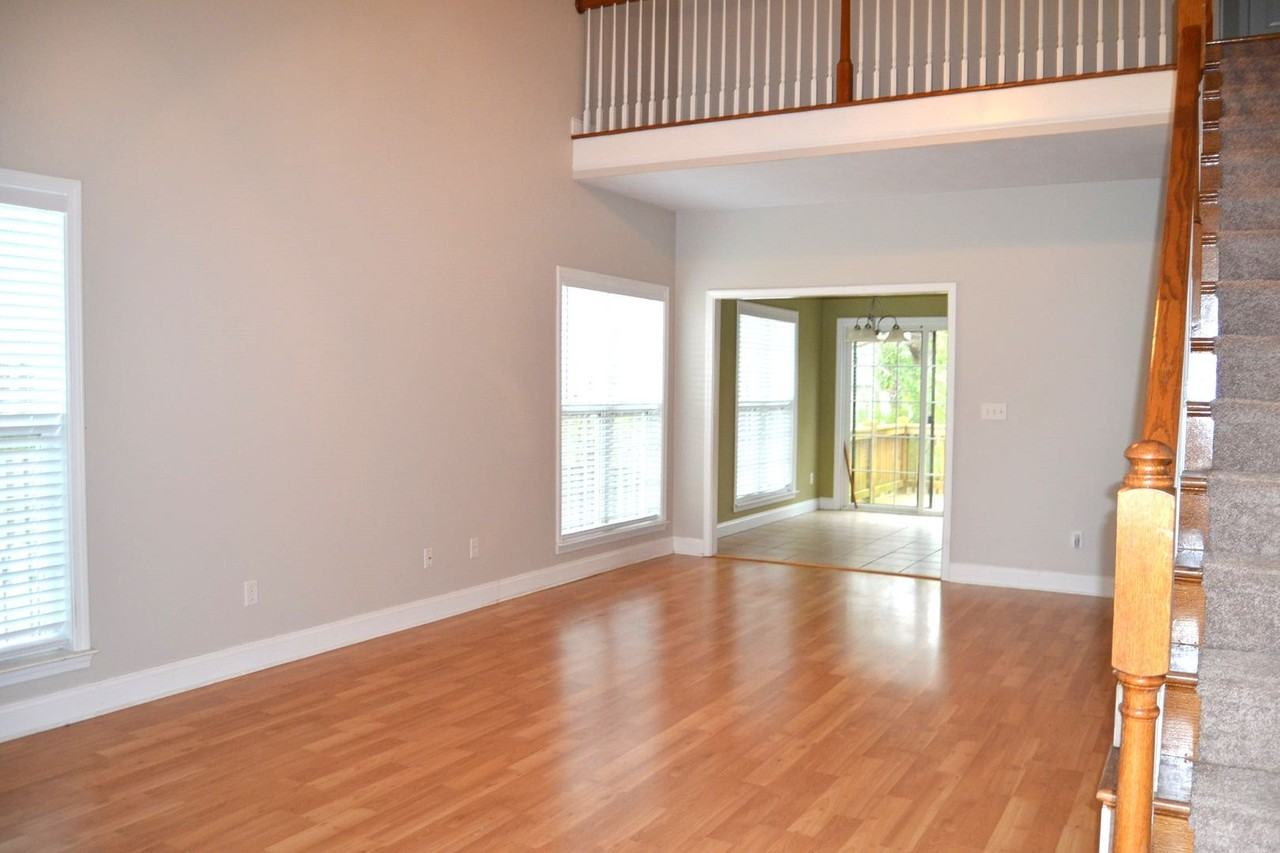 3213 Alton Ct - Photo 5 of 19