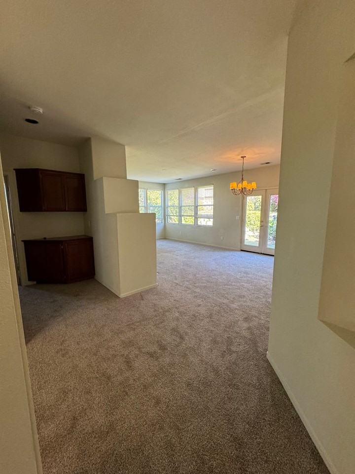 3372 Apollo Cir - Photo 2 of 26