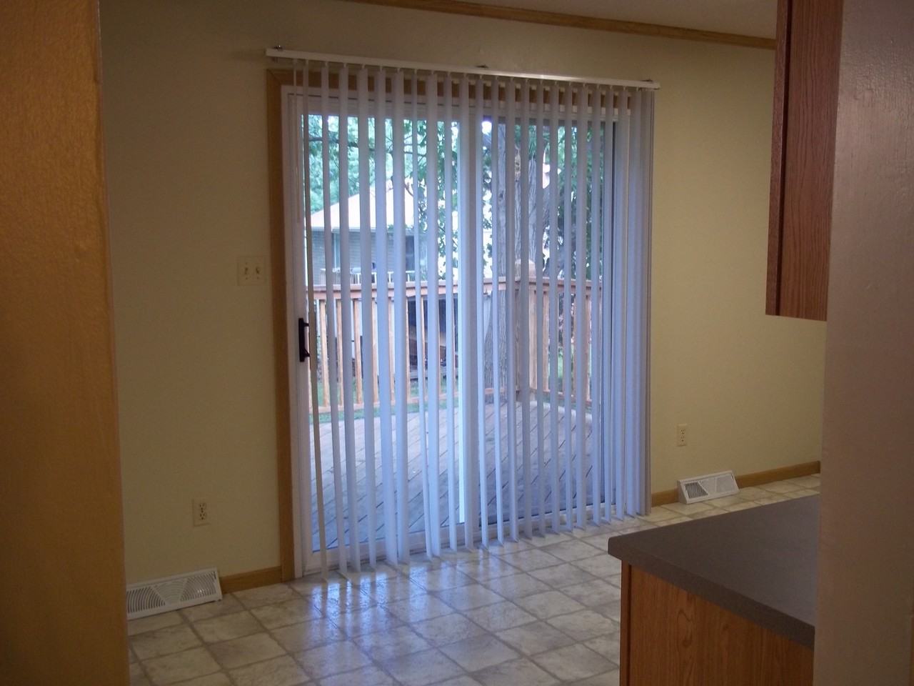 1513 Westview Dr - Photo 3 of 8