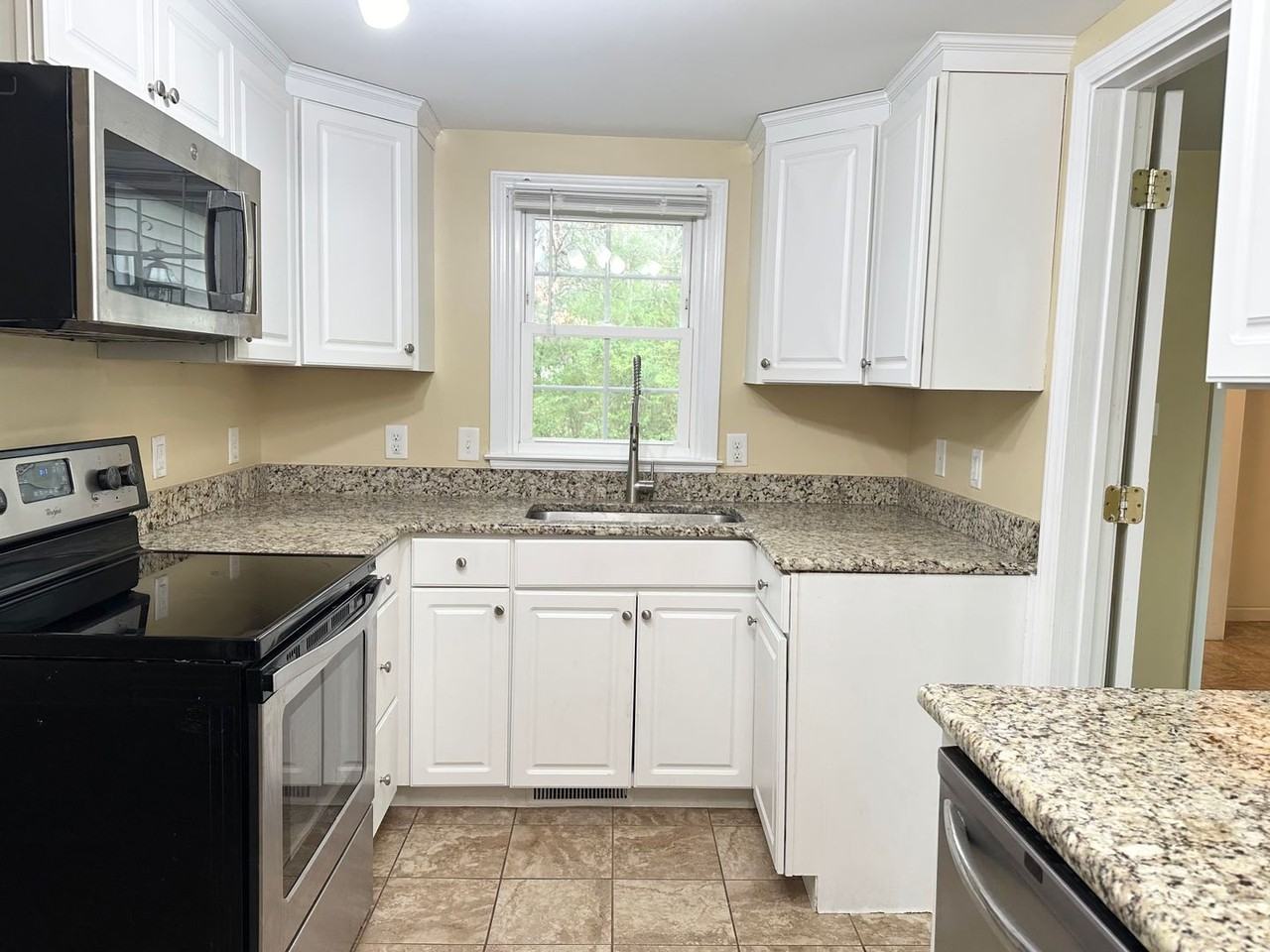 109 Turner St - Photo 5 of 15