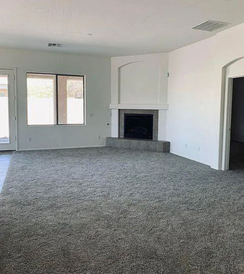 12422 W Cocopah St - Photo 2 of 8