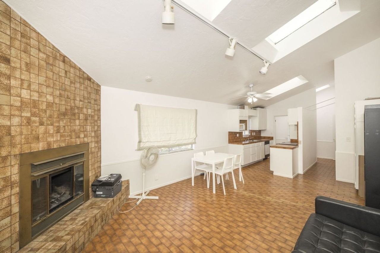 160 Addison Ave - Photo 3 of 18