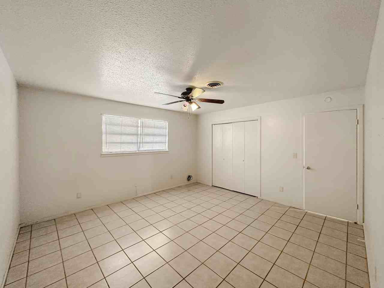 604 E Sunset Dr - Photo 5 of 6