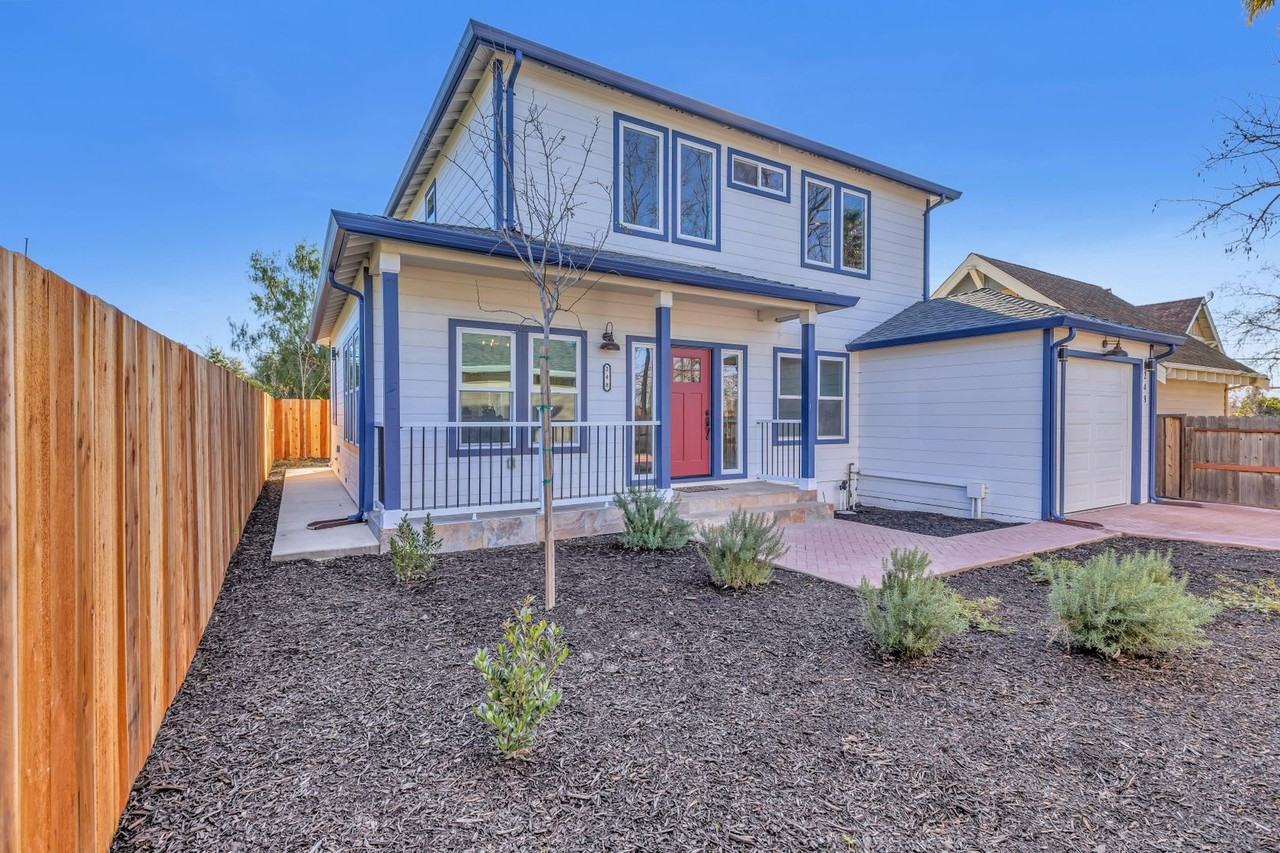 248 Grove Ave - Photo 2 of 37