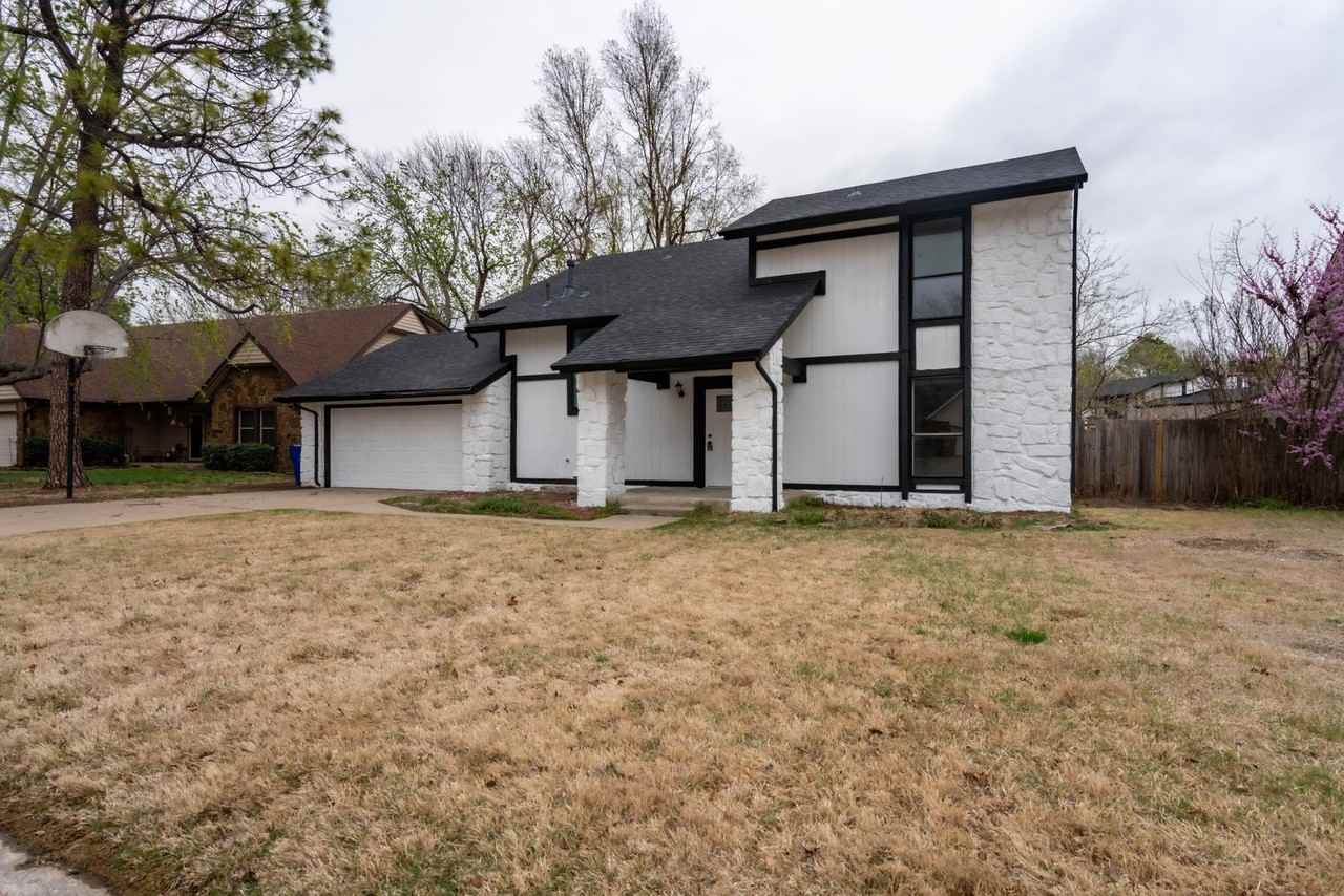 2608 W Fort Worth Pl - Photo 2 of 28