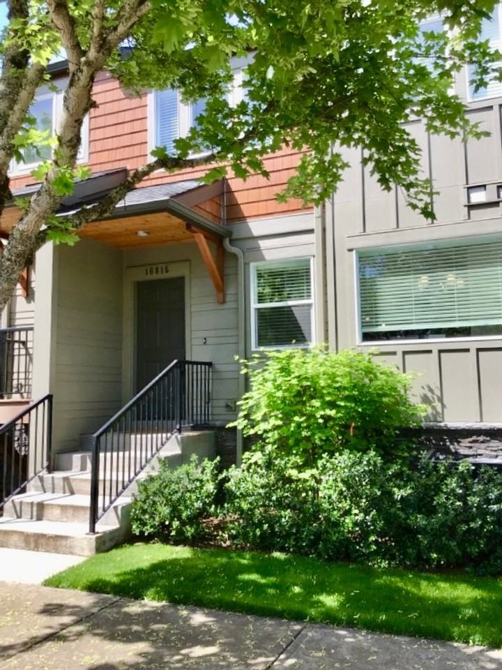 16815 Champion Way - Photo 2 of 17