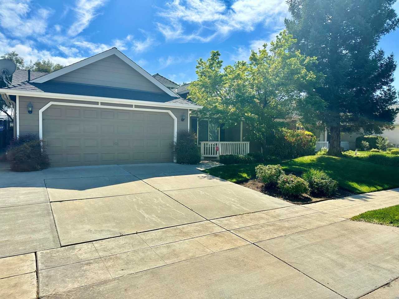 5811 W Fremont Ave - Photo 3 of 35
