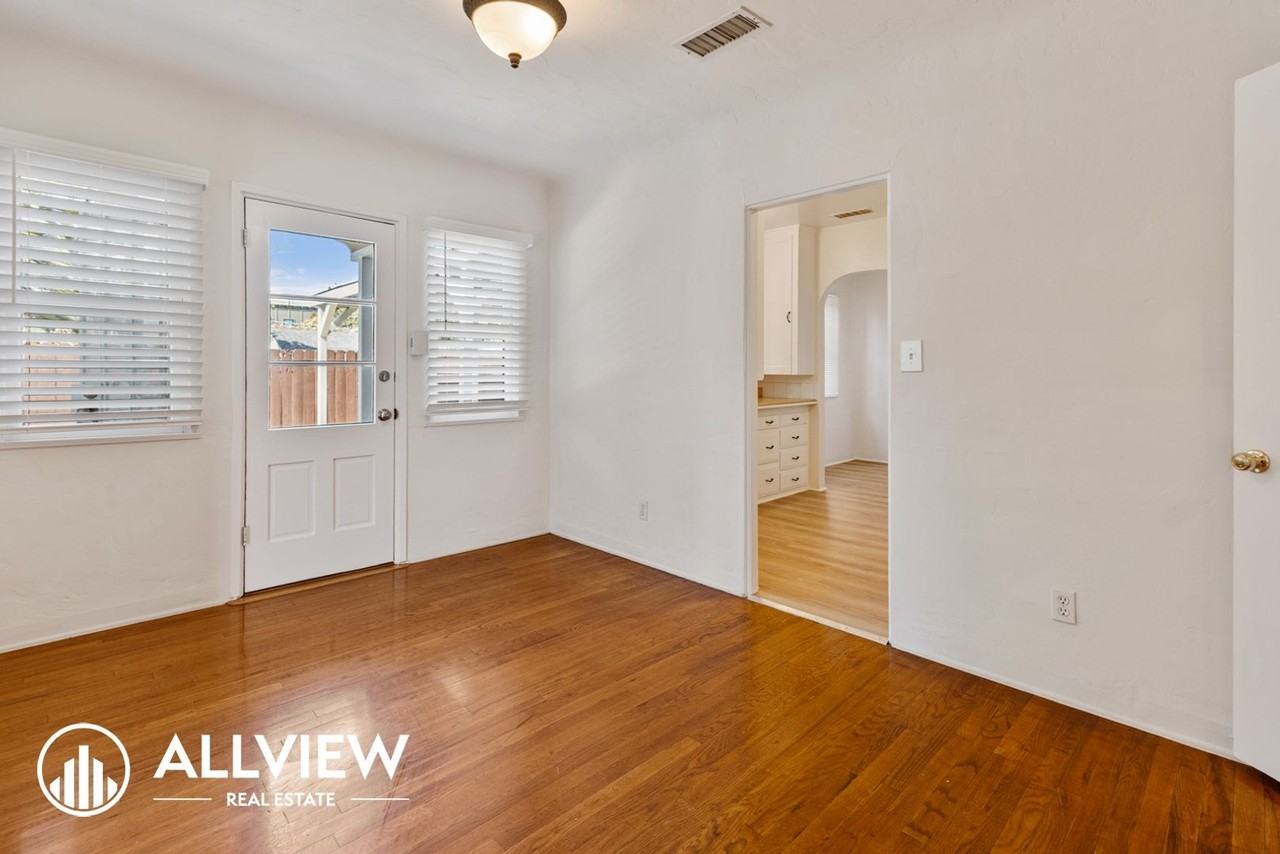 1541 Orange Ave - Photo 2 of 23