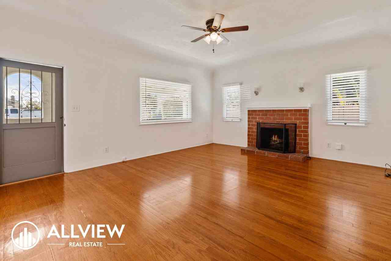 1541 Orange Ave - Photo 3 of 23