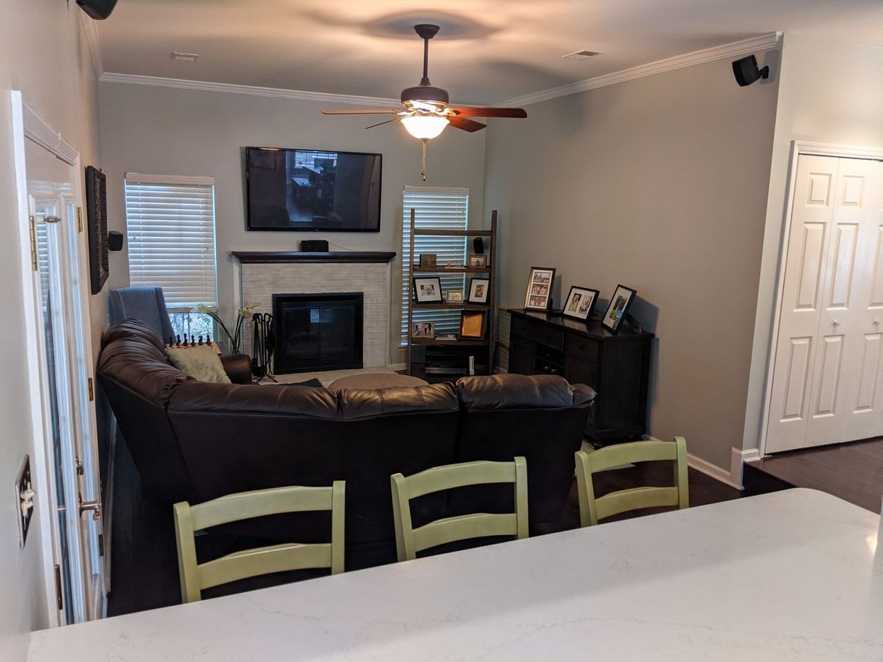 9119 Fairbridge Rd - Photo 3 of 18