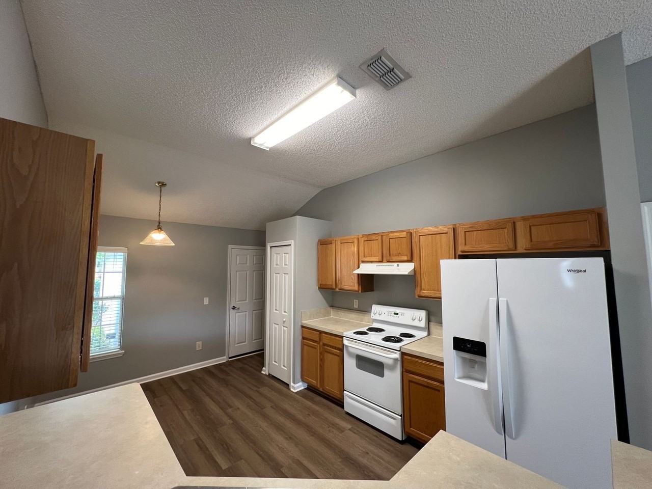 8382 Stelling Dr S - Photo 6 of 16