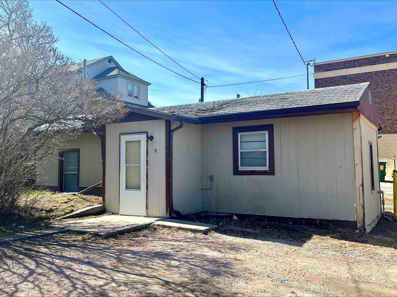 917 Fifth St Triplex Apartments 917 5th St, Rapid City, SD 57701 Zumper