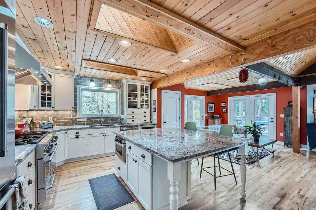 574 N Cedar Brook Rd - Photo 2 of 29