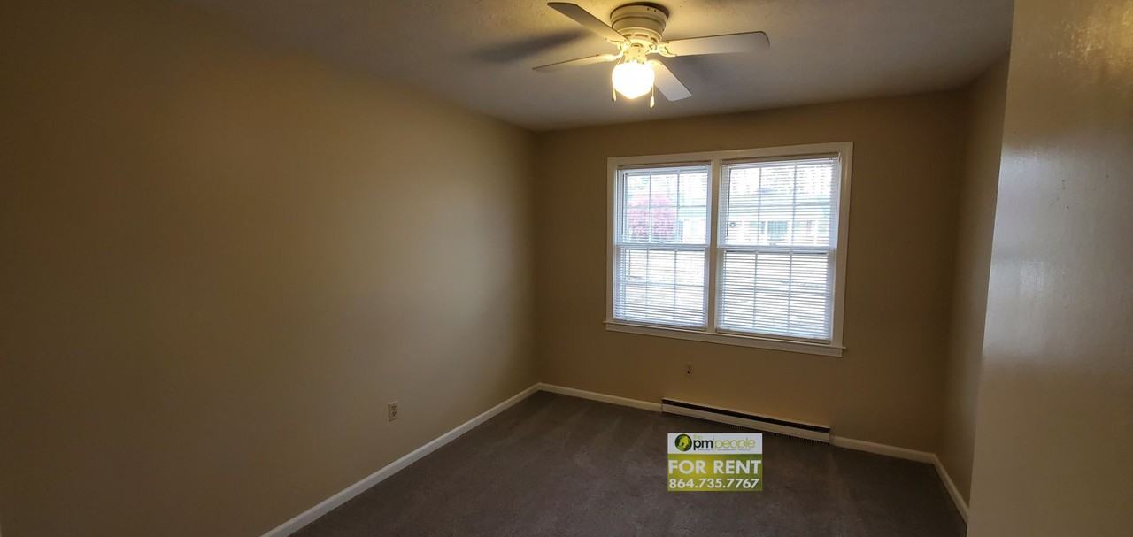 117 Avalon Cir - Photo 6 of 17