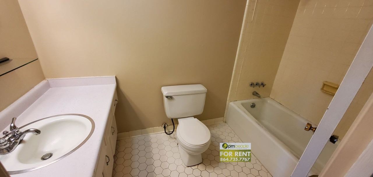 117 Avalon Cir - Photo 7 of 17