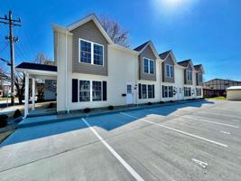 featured image of 815 W Pearl St