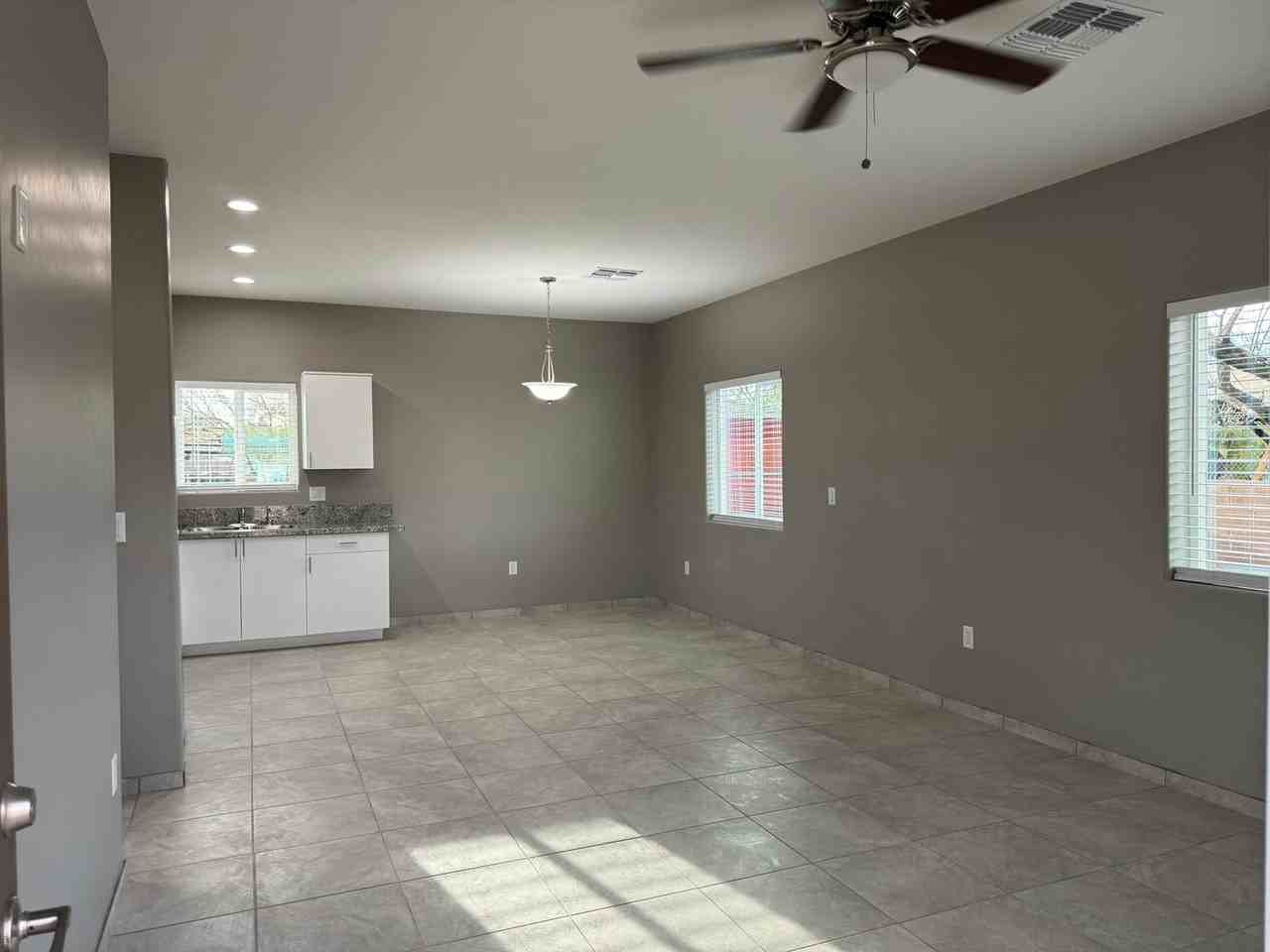 2581 East Pinal Vista #1 - Photo 3 of 46