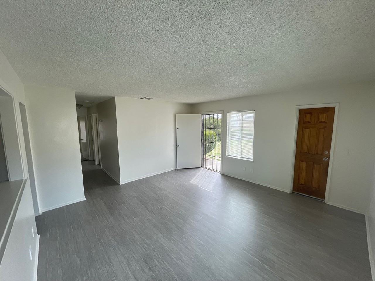 3629 W Avenue K12 - Photo 2 of 10