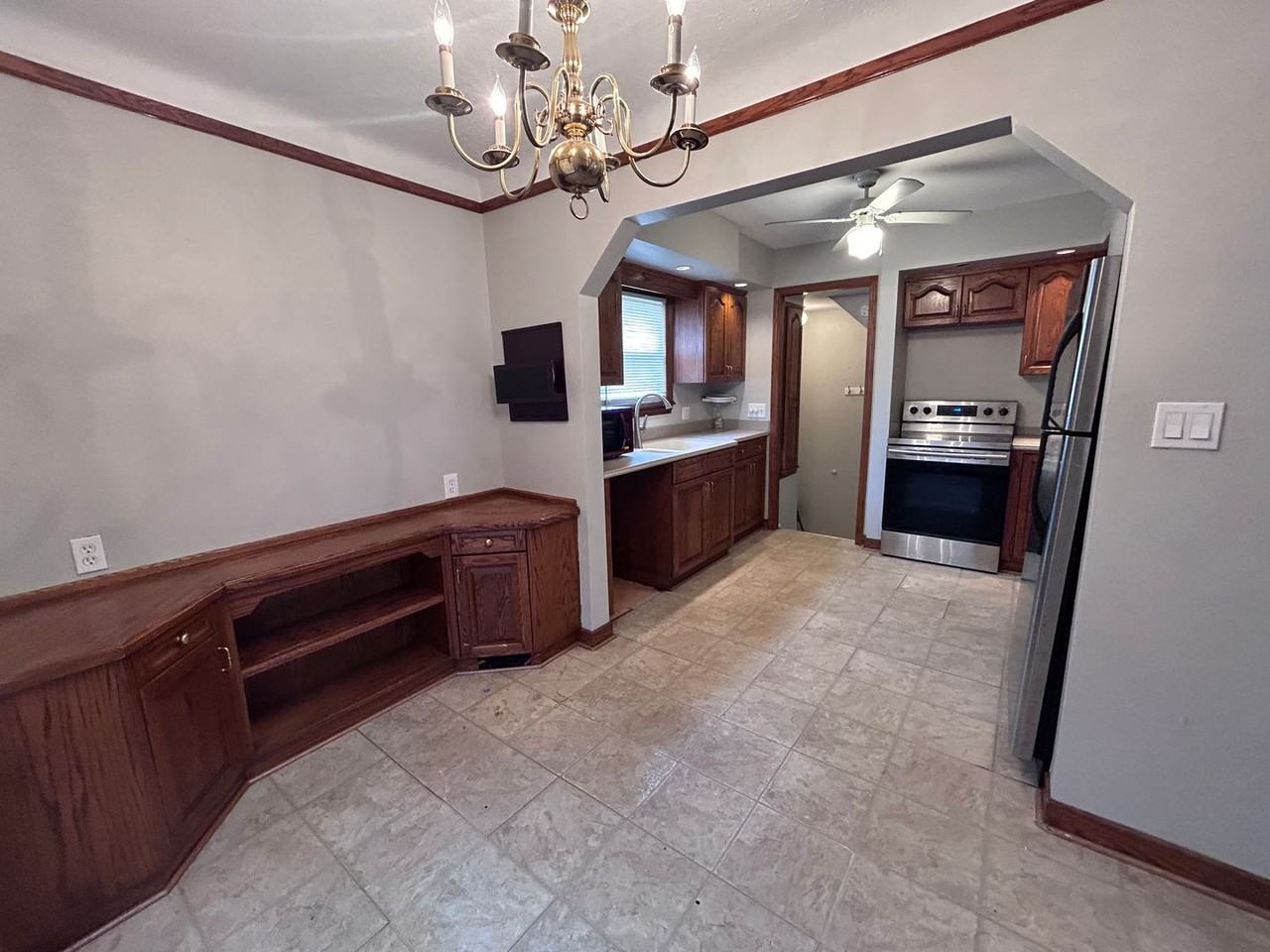 4509 Torrington Ave - Photo 2 of 21