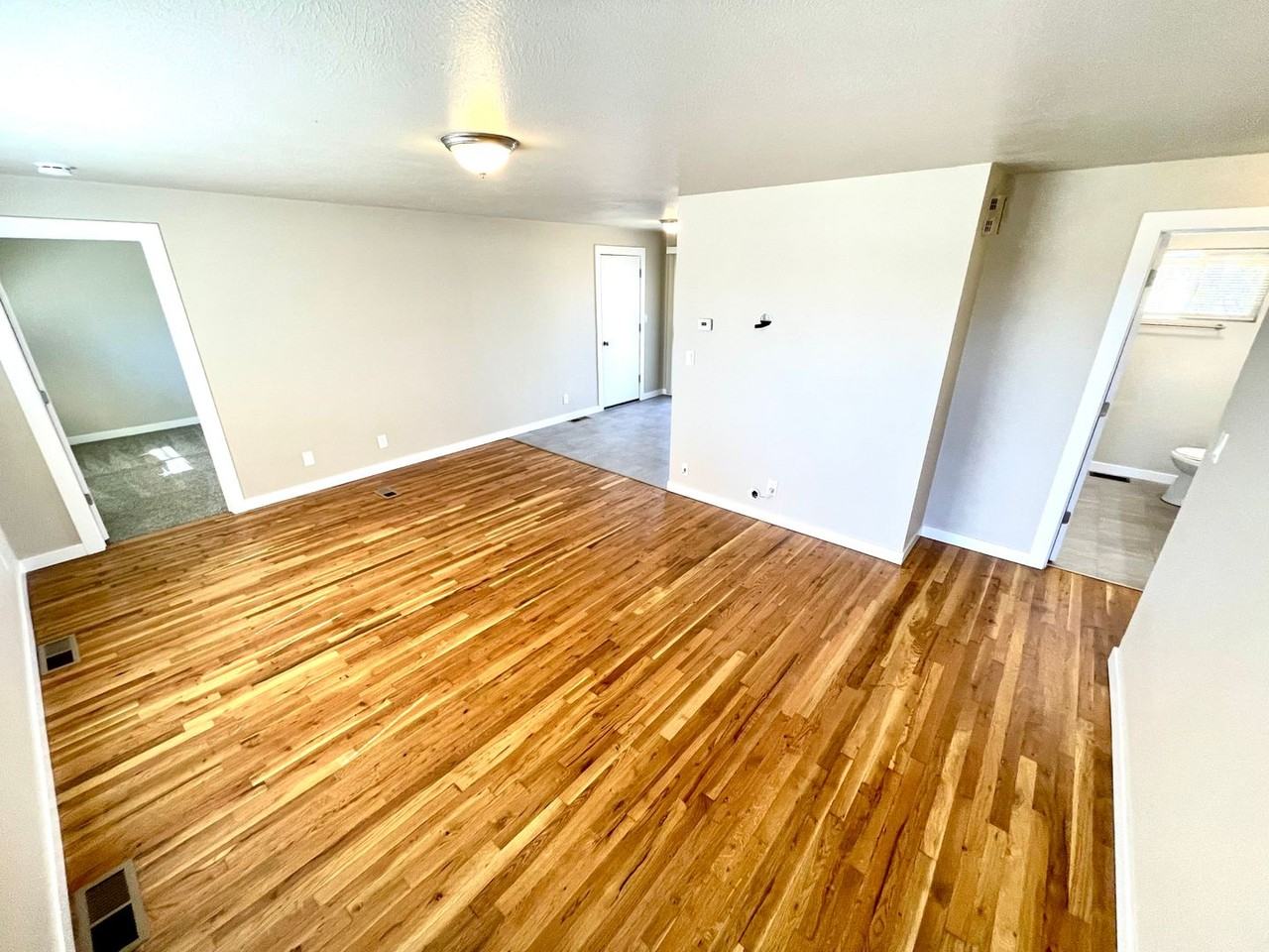 605 St Francis St - Photo 2 of 18