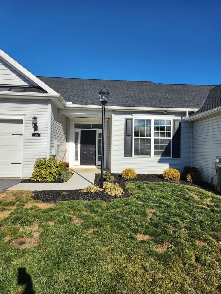 626 Cypress Dr - Photo 2 of 24