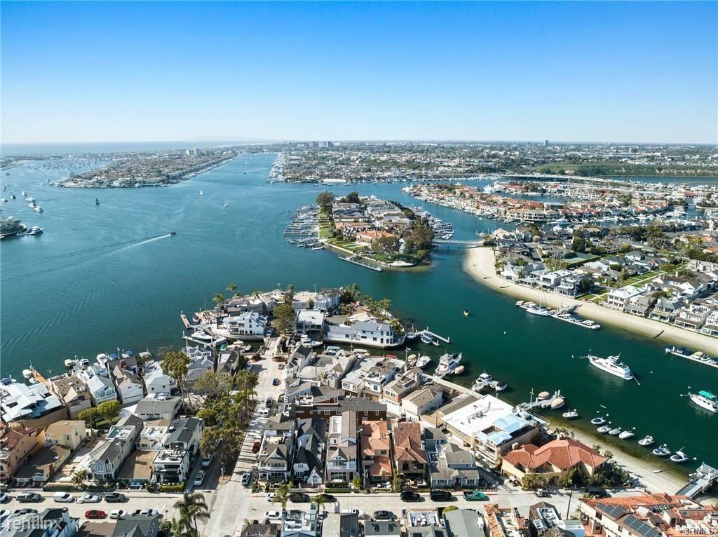 108 Park Ave #1-2 - Photo 2 of 7