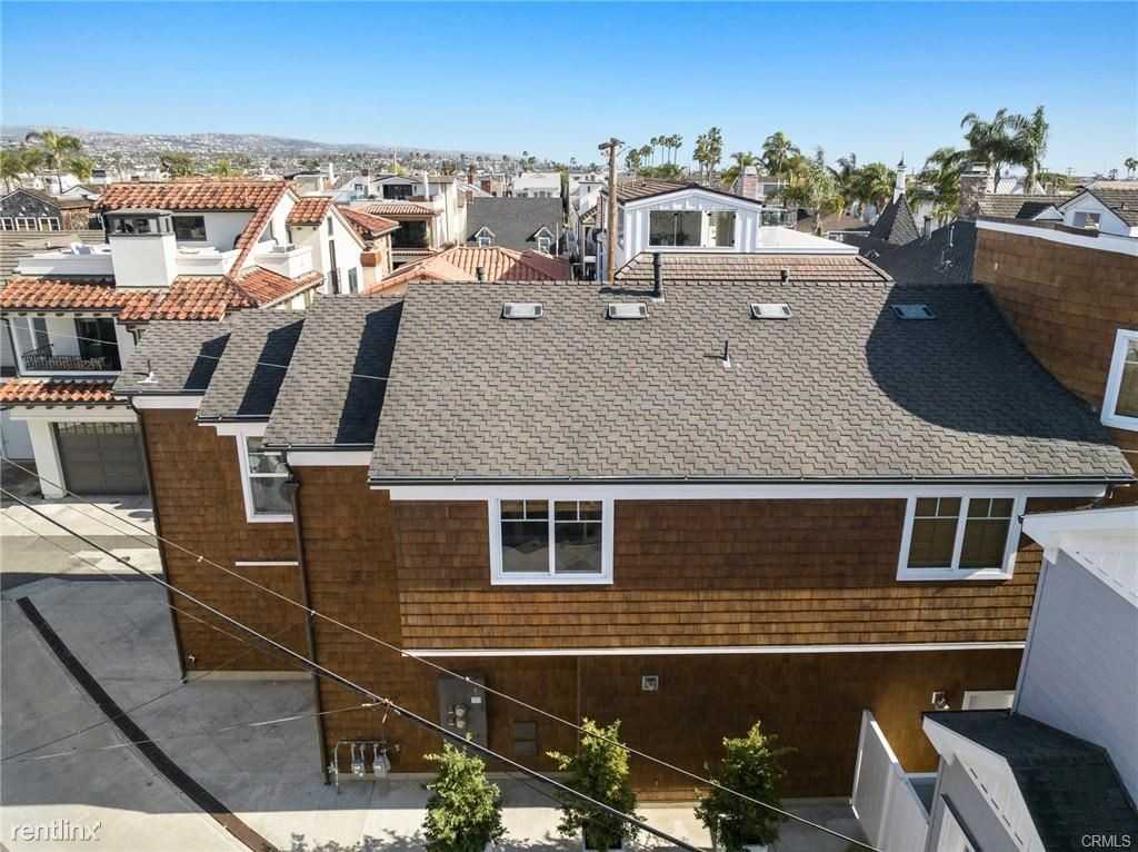 108 Park Ave #1-2 - Photo 3 of 7