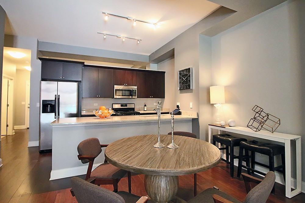 1935 S Wabash Ave #2-2 - Photo 2 of 23