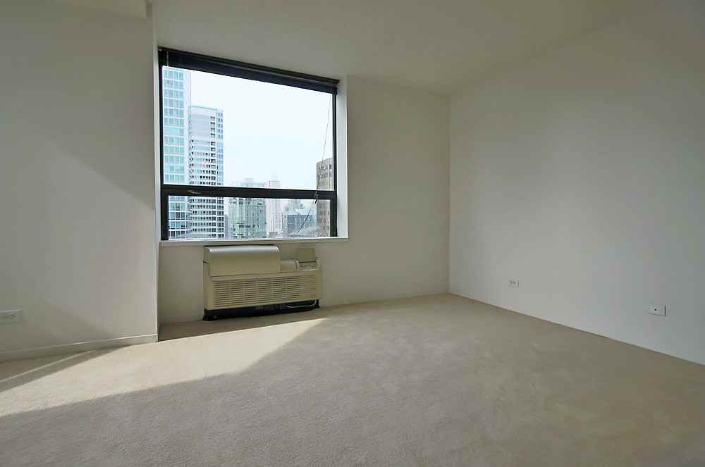 445 E Ohio St #2-2 - Photo 6 of 33